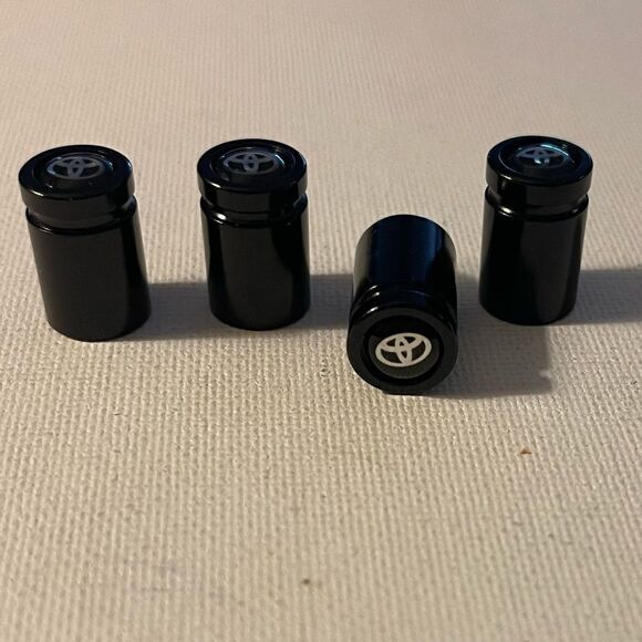 Toyota Logo valve Stem caps in black set of 4 NWT - Picture 3 of 4